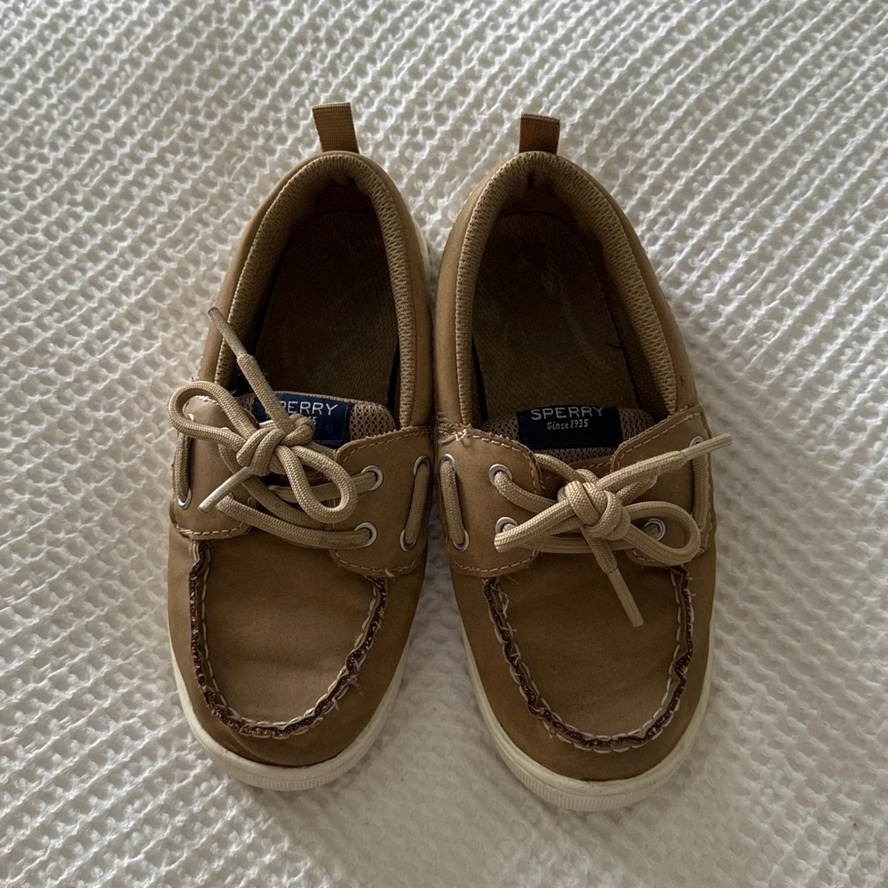 Sperry Topsider Tan Boat Shoes boys 13
